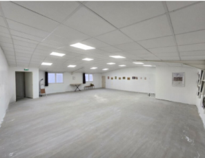 Local / cellule 100m2 1er étage – PONT STE MARIE zone indust