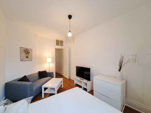 Appartement Grand Studio meublé &#8211; TROYES CENTRE VILLE