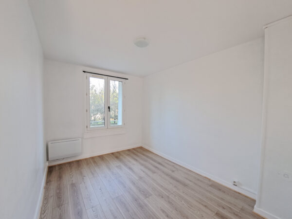 Appartement 3 pièces avec parking privatif &#8211; TROYES secteur