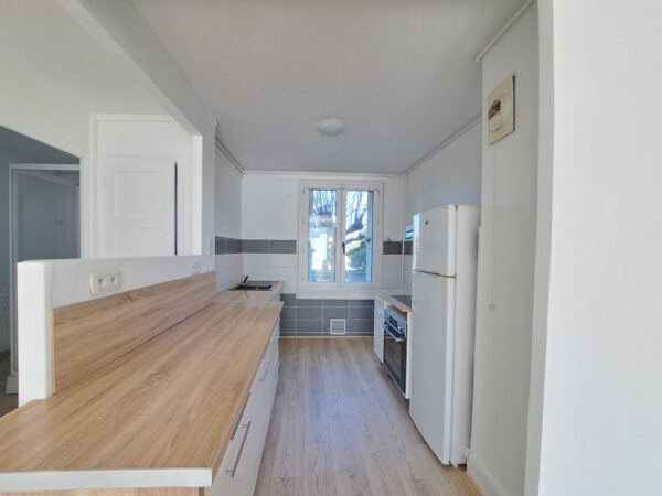 Appartement 3 pièces avec parking privatif &#8211; TROYES secteur