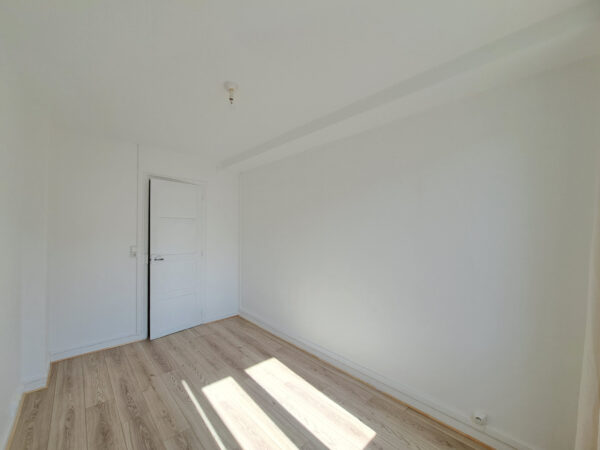 Appartement 3 pièces avec parking privatif &#8211; TROYES secteur