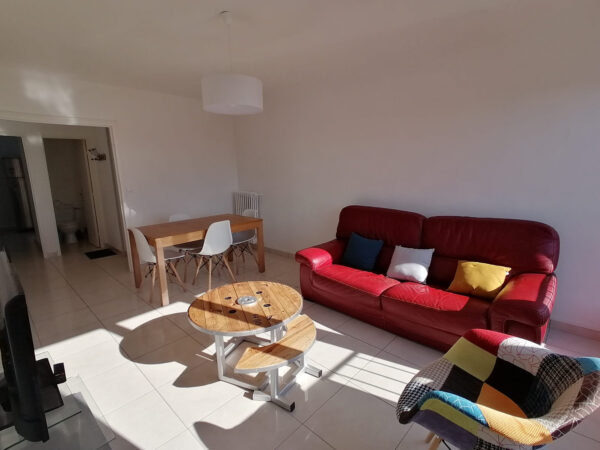 Appartement T4 meublée avec parking &#8211; TROYES proche CENTRE