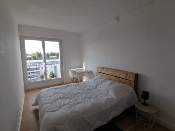 Appartement T4 meublée avec parking &#8211; TROYES proche CENTRE