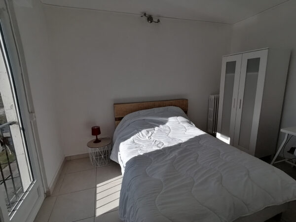 Appartement T4 meublée avec parking &#8211; TROYES proche CENTRE