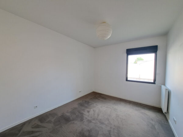 Appartement 3 pièces dans résidence de standing avec balcon-
