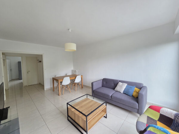 Appartement T3 meublée avec parking chauffage inclus &#8211; TROYE