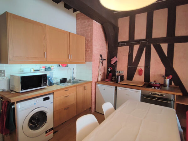 Appartement T1 Studio meublé avec bonne isolation &#8211; TROYES C