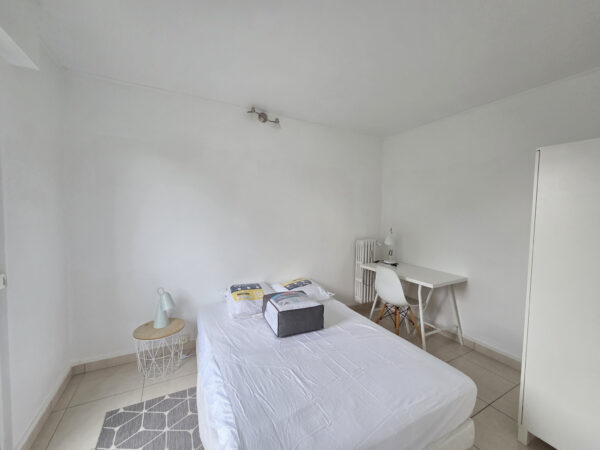 Appartement T3 meublée avec parking chauffage inclus &#8211; TROYE