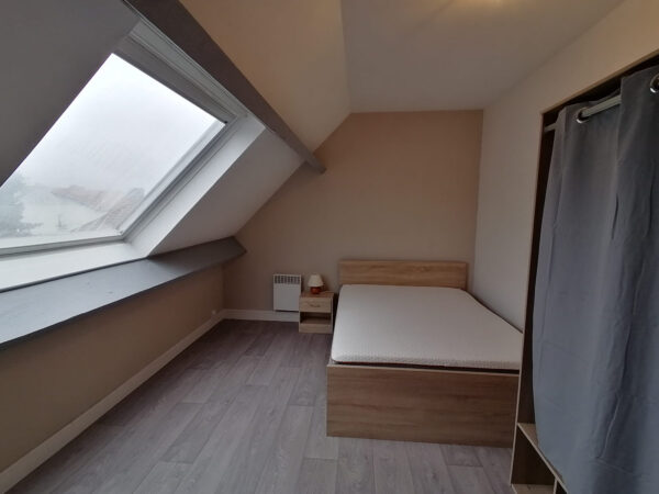 Appartement duplex 3 pièces meublé avec Parking  &#8211; TROYES pr