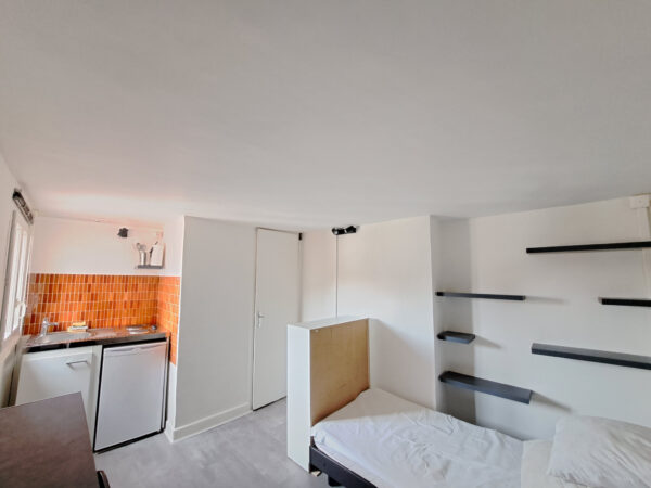 Chambre / Appartement T1 meublé &#8211; PARIS 10ème arrondissement