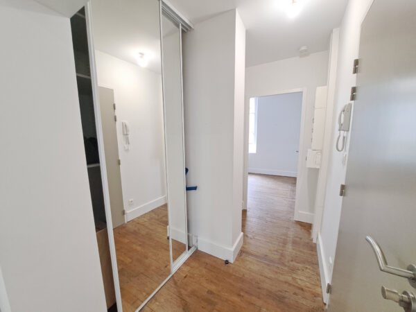 Appartement 6 pièces avec parking &#8211; TROYES proche CENTRE VIL