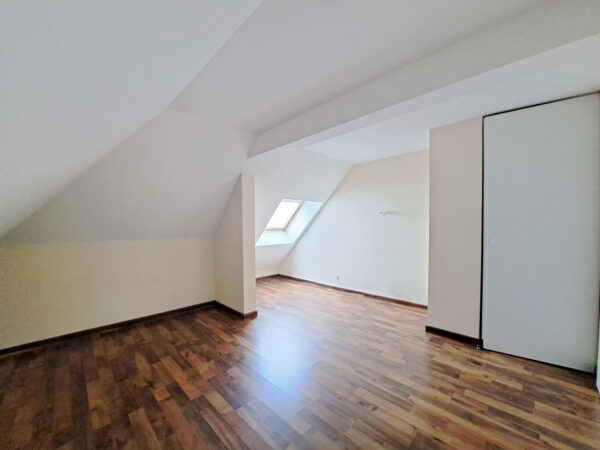 Appartement duplex 5 pièces &#8211; TROYES secteur ECREVOLLES