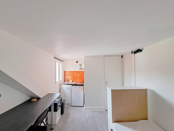 Chambre / Appartement T1 meublé &#8211; PARIS 10ème arrondissement