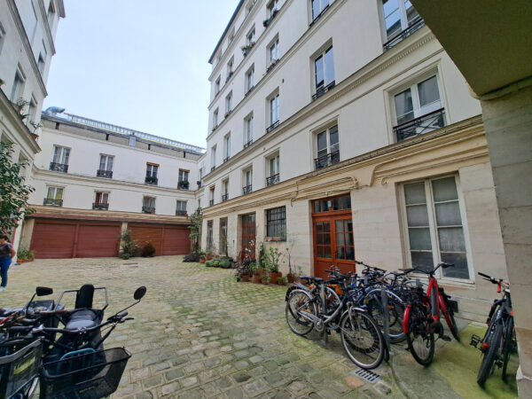 Chambre / Appartement T1 meublé &#8211; PARIS 10ème arrondissement