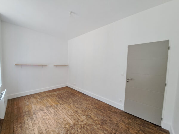Appartement 6 pièces avec parking &#8211; TROYES proche CENTRE VIL