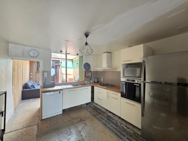 Maison meublée 8 pièces &#8211; 4 Chambres avec terrasse &#8211; TROYES