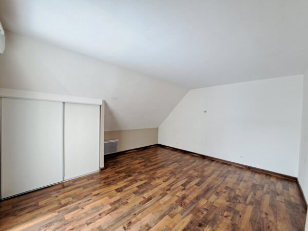 Appartement duplex 5 pièces &#8211; TROYES secteur ECREVOLLES