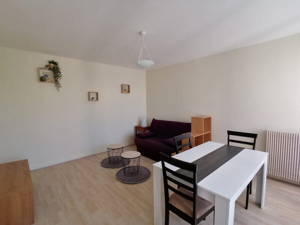 Appartement 1 pièce Meublé chauffage inclus &#8211; TROYES PROCHE