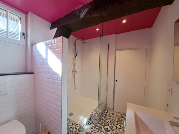 Grand Appartement 2 pièces meublé et bien isolé &#8211; TROYES CEN