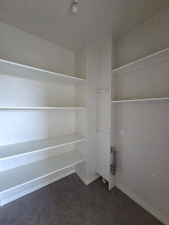 Appartement 2 pièces avec parking dans parc privé &#8211; TROYES s
