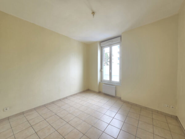 Appartement T2 dans petit collectif &#8211; TROYES secteur GARE