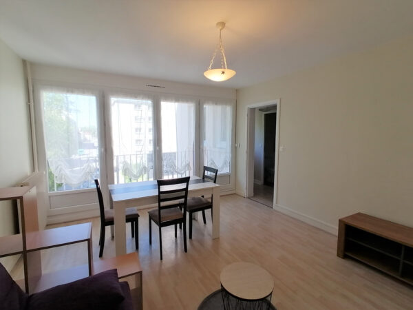 Appartement 1 pièce Meublé chauffage inclus &#8211; TROYES PROCHE