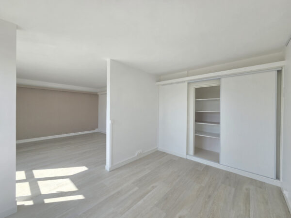 Appartement T3 refait à neuf avec garage &#8211; chauffage inclus
