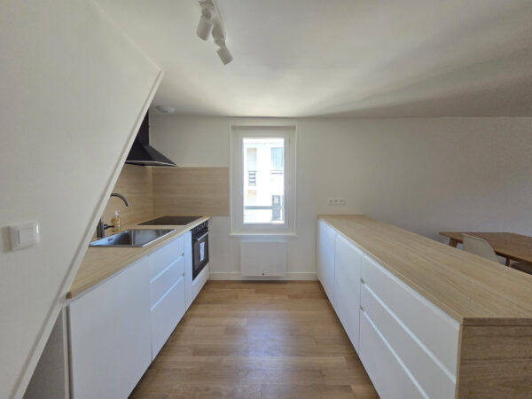 Appartement T2 + bureau meublé &#8211; TROYES HYPER CENTRE VILLE