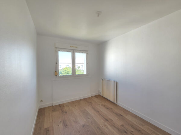 Appartement T4 dans résidence calme avec chauffage inclus &#8211;