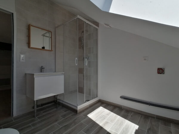 Appartement 2 pièces avec parking &#8211; CENTRE VILLE TROYES