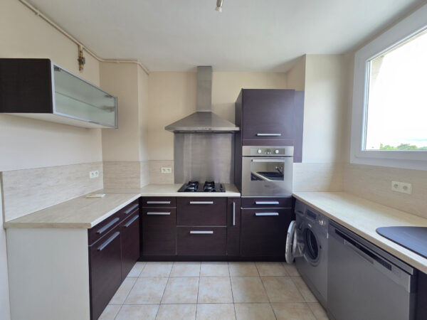 Appartement 2 pièces &#8211; TROYES secteur 1er MAI