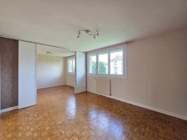 Appartement 2 pièces &#8211; TROYES secteur 1er MAI