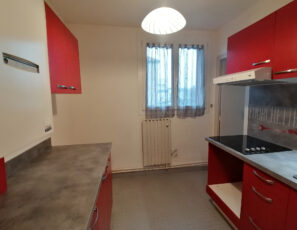 Appartement 3 pièces avec balcon – LA CHAPELLE ST LUC