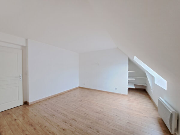 Appartement duplex 5 pièces &#8211; TROYES secteur ECREVOLLES