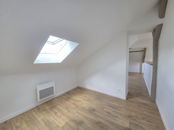 Appartement 2 pièces avec parking &#8211; CENTRE VILLE TROYES