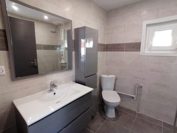 Maison plain pied 3 pièces avec jardin et garage &#8211; SAINTE SA