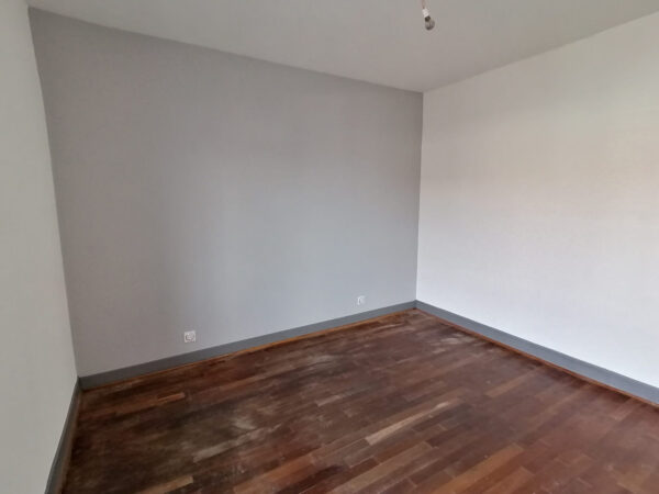 Maison plain pied 3 pièces avec jardin et garage &#8211; SAINTE SA