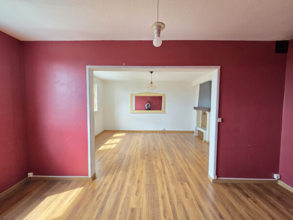 Appartement 3 pièces dans résidence calme &#8211; TROYES secteur H