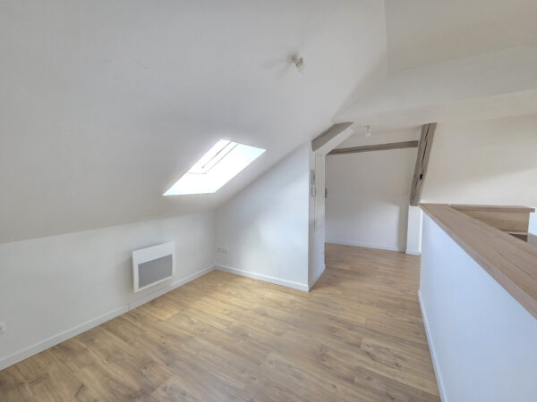 Appartement 2 pièces avec parking &#8211; CENTRE VILLE TROYES