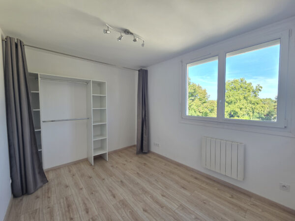 Appartement 3 pièces &#8211; TROYES secteur ECREVOLLES &#8211; 1ER MAI