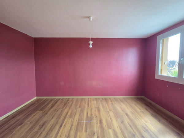 Appartement 3 pièces dans résidence calme &#8211; TROYES secteur H