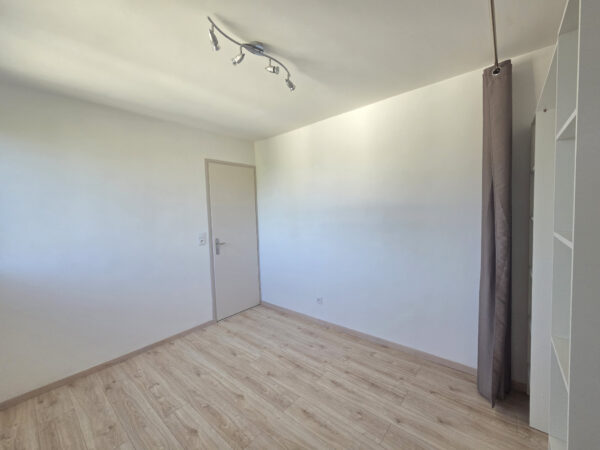 Appartement 3 pièces &#8211; TROYES secteur ECREVOLLES &#8211; 1ER MAI