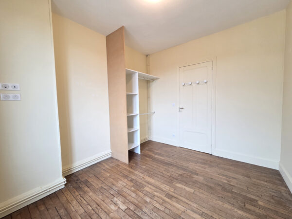 Appartement 6 pièces avec 4 chambres &#8211; TROYES HYPER CENTRE