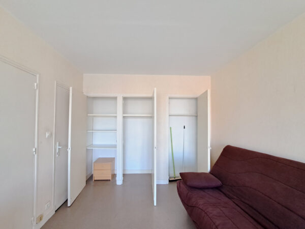 Appartement Studio T1 meublé avec parking privé + chauffage
