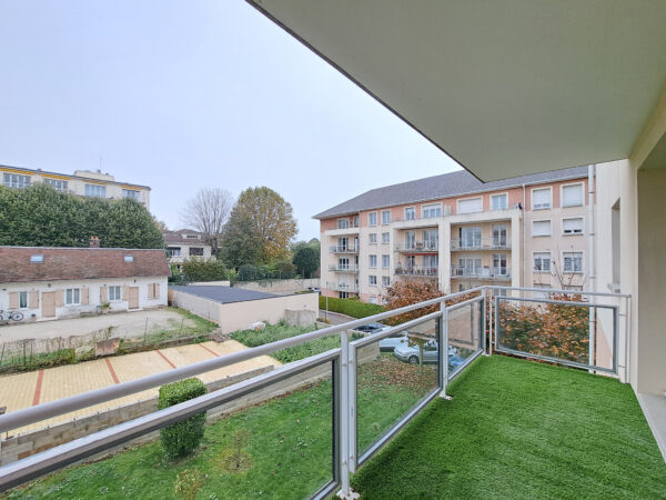 Appartement 3 pièces avec garage et parking privés &#8211; TROYES
