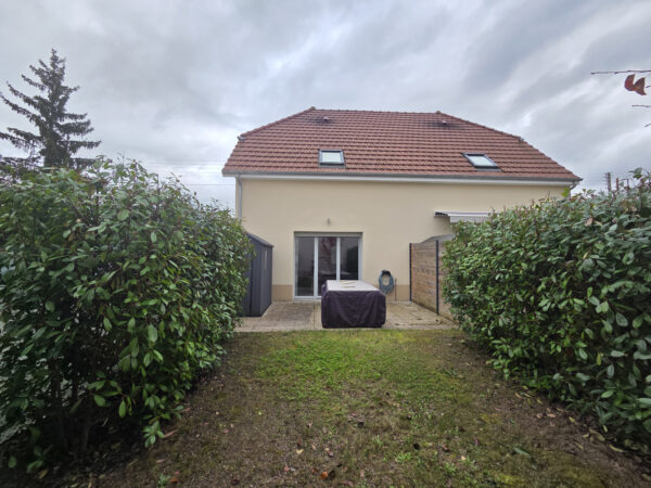 Compromis Appartement / Maison T3 avec jardin et parking &#8211; P