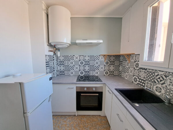 Appartement T2 chauffage inclus avec Parking &#8211; TROYES proche