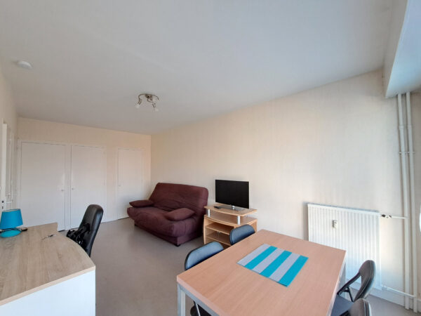 Appartement Studio T1 meublé avec parking privé + chauffage