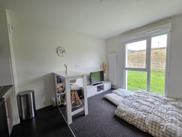 Appartement T1/ Studio avec parking &#8211; TROYES secteur ESC