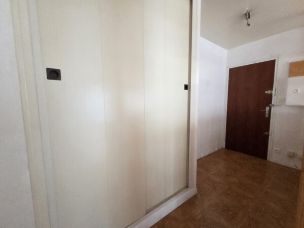Appartement T2 meublée dans résidence sécurisé et chauffage